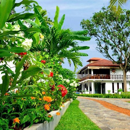 Rockery Villa Ayurveda Бентота Екстериор снимка