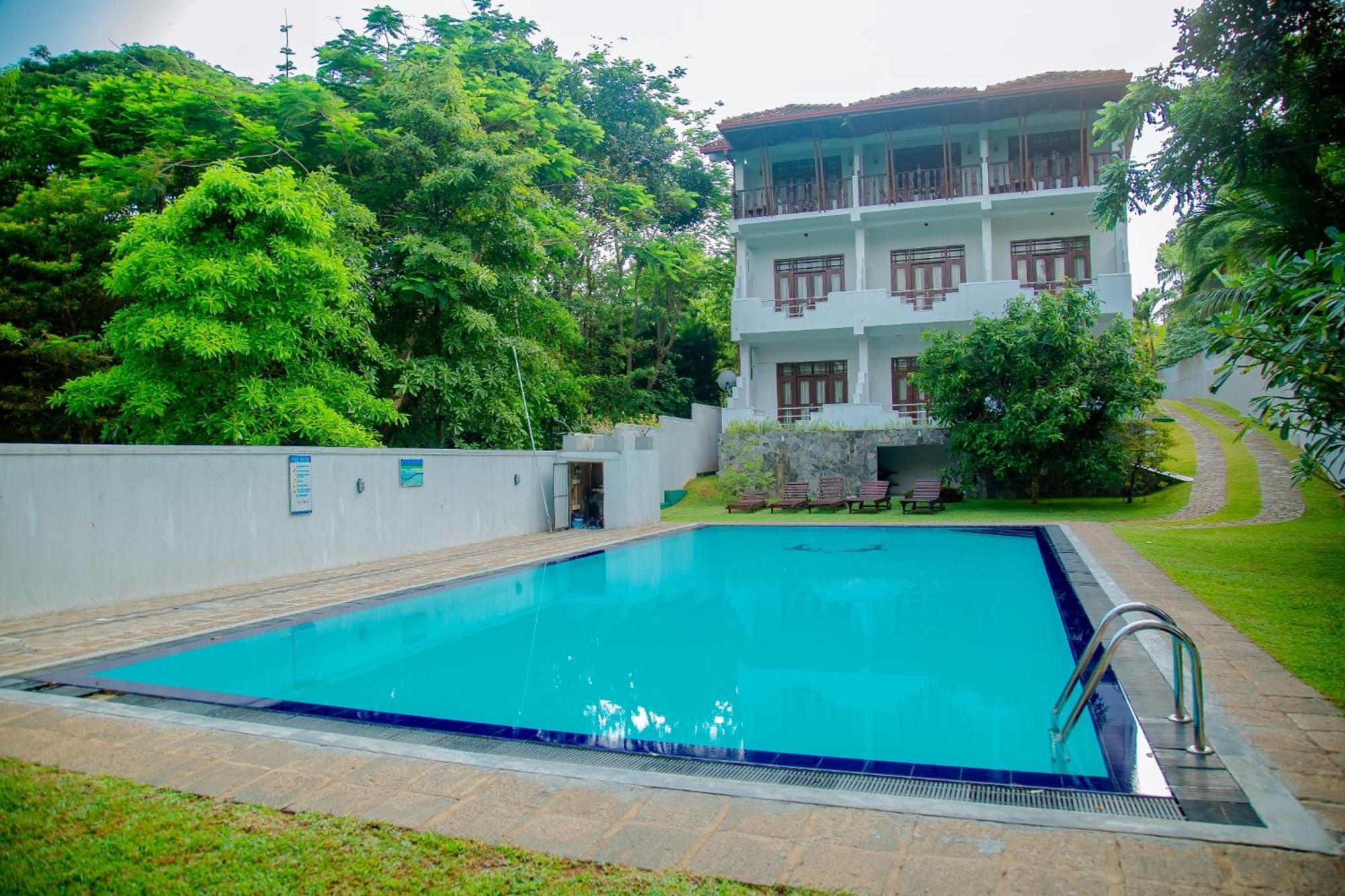 Rockery Villa Ayurveda Бентота Екстериор снимка