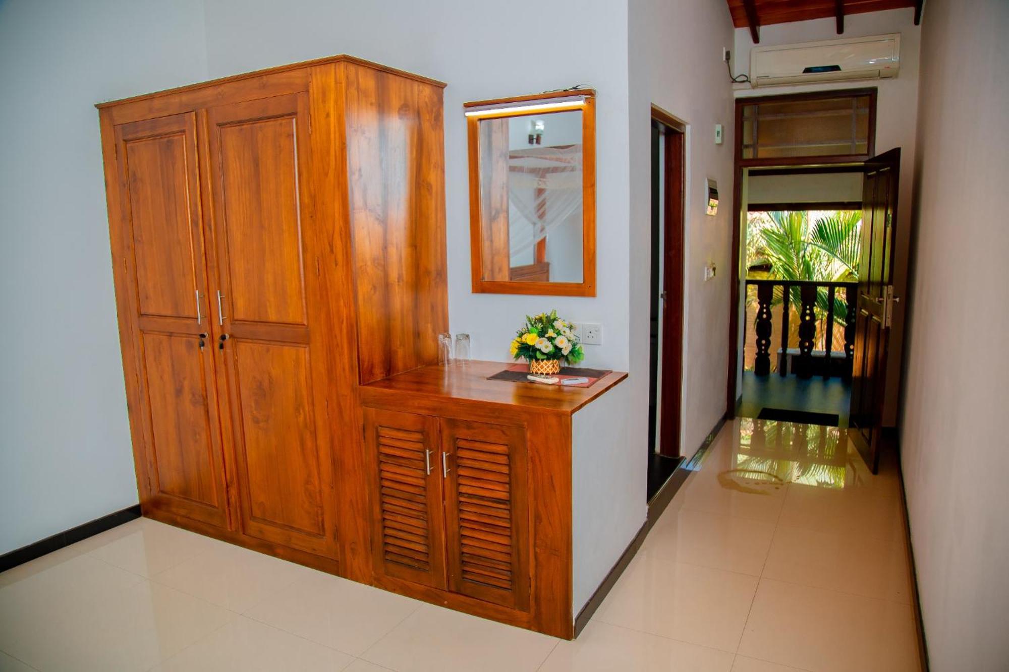 Rockery Villa Ayurveda Бентота Екстериор снимка