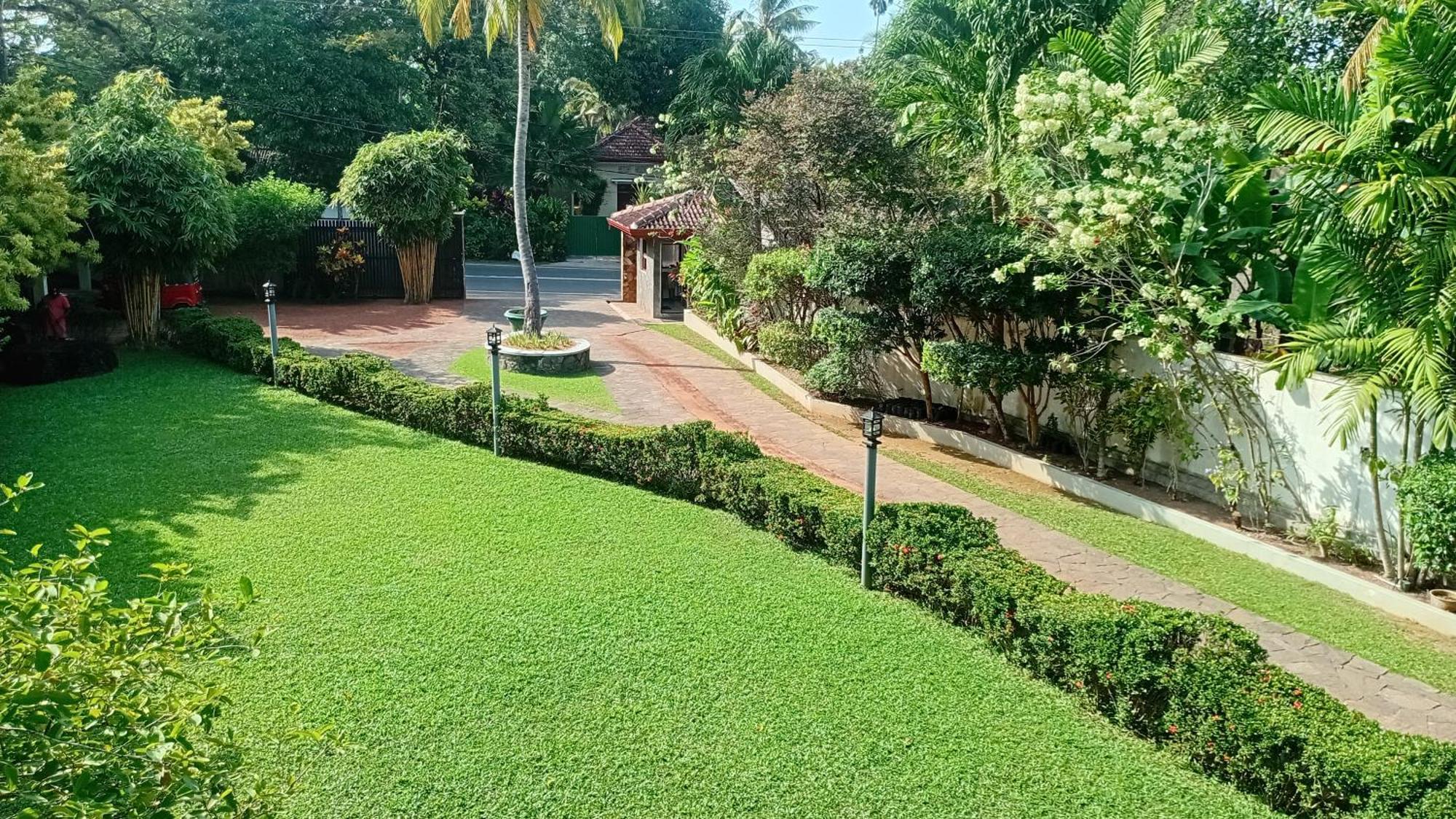 Rockery Villa Ayurveda Бентота Екстериор снимка