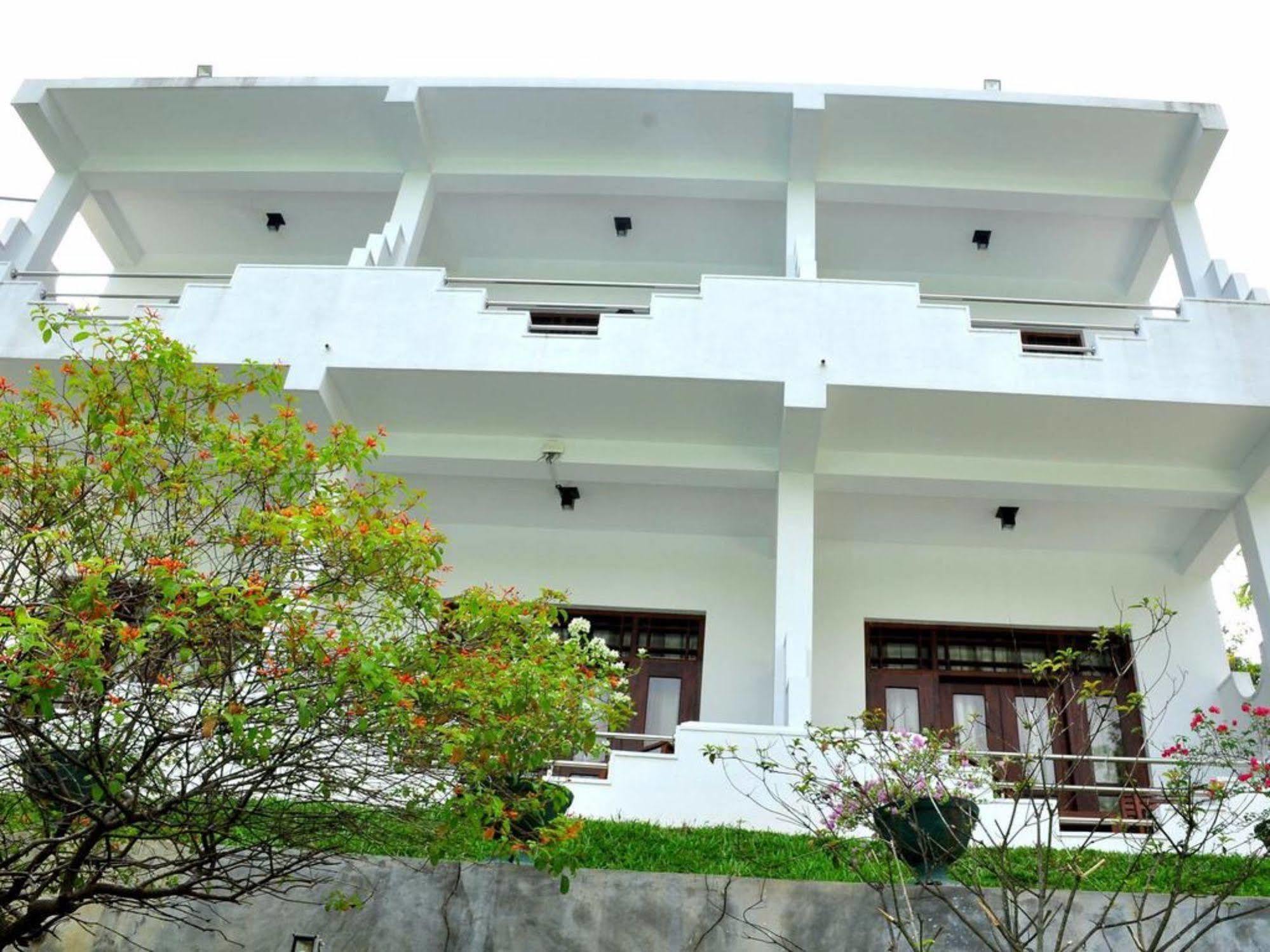 Rockery Villa Ayurveda Бентота Екстериор снимка
